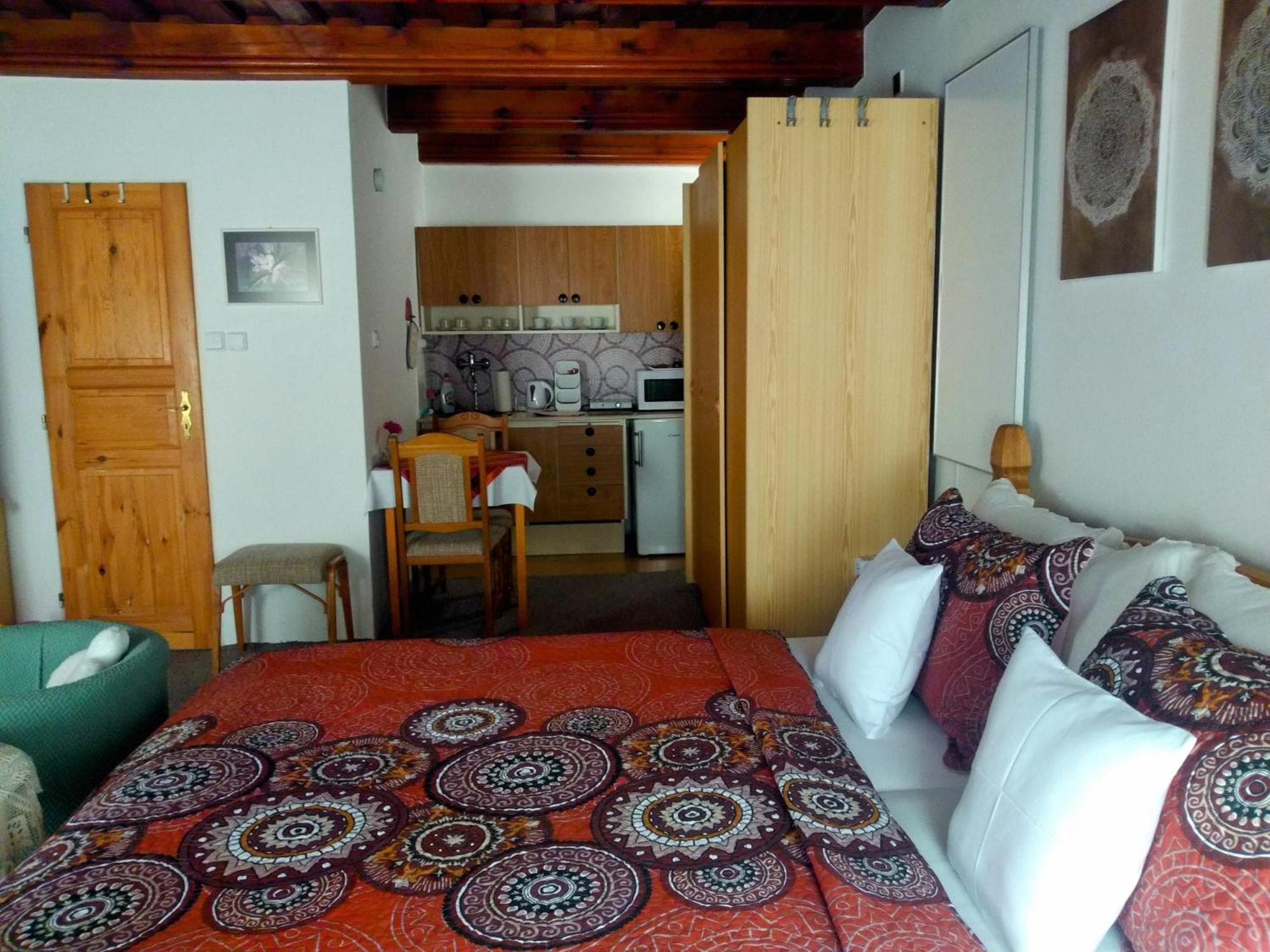 Pension Archa Znojmo Exteriör bild